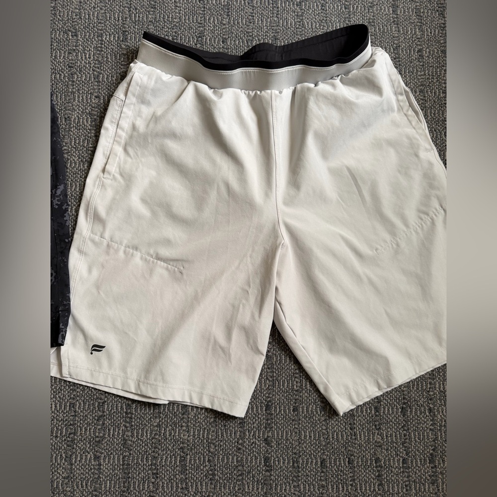 Guc Fabletics lined 9” Men's Shorts. Comfy and stretchy Sz M. - Picture 5 of 8